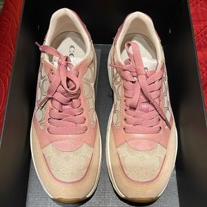 Coach Shoes Size 7.5B